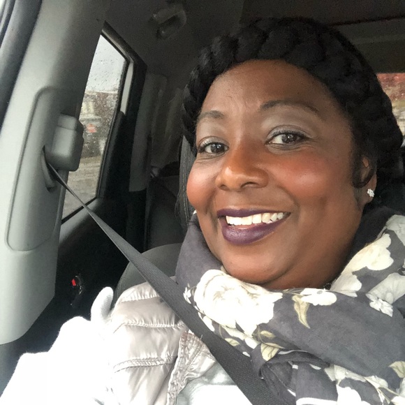 Meet your Posher, Trina - Picture 1 of 1